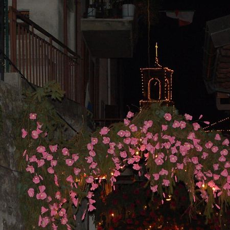 Holiday On The Island Monte Isola Exterior foto